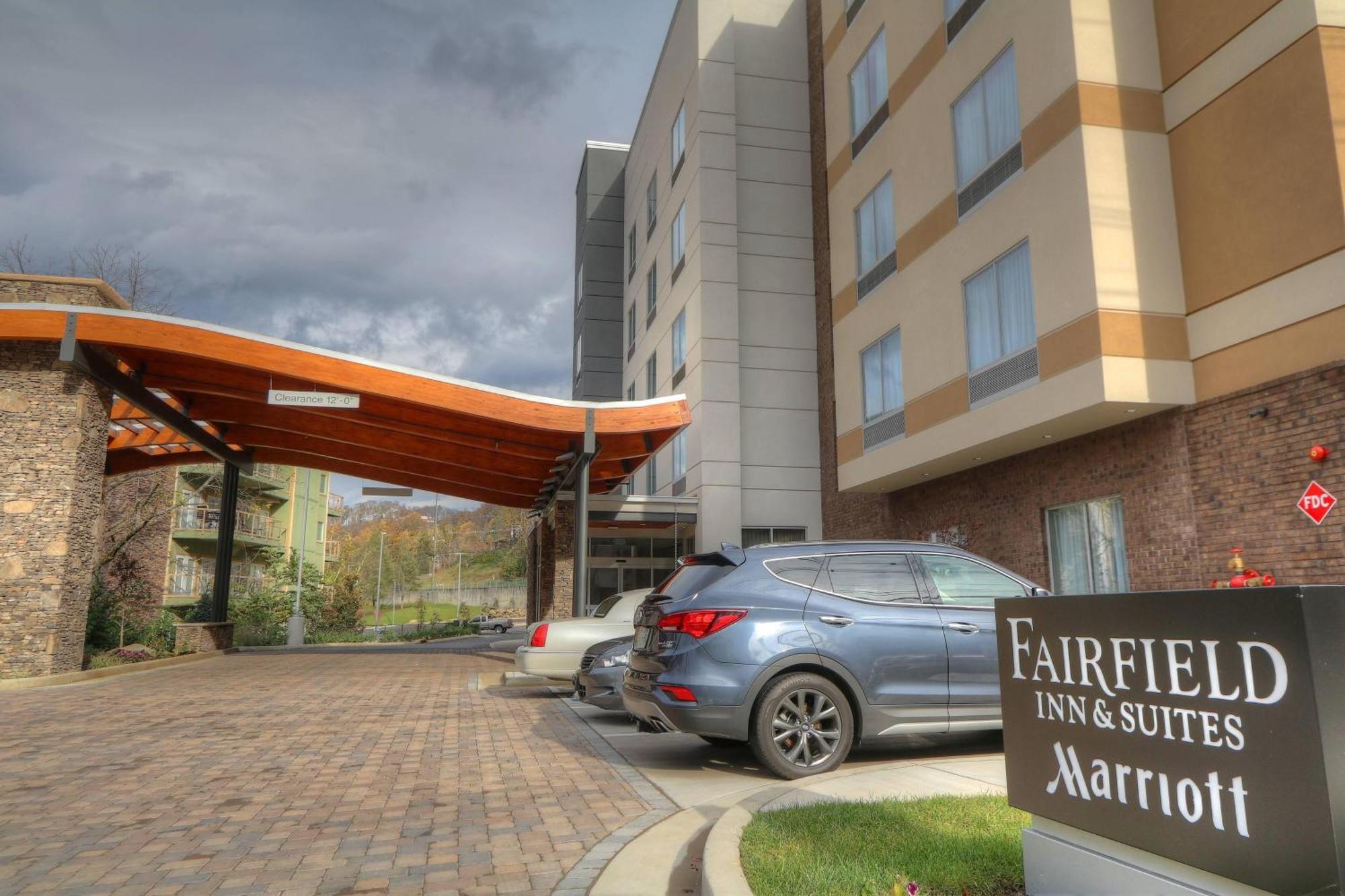 Fairfield Inn & Suites By Marriott Gatlinburg Downtown Exterior foto